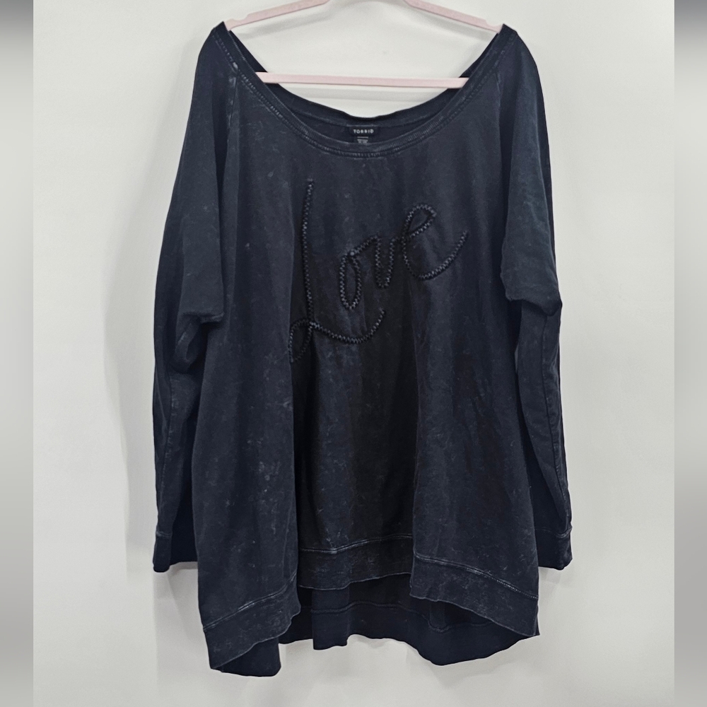 Torrid Love Black Sweatshirt Size 6